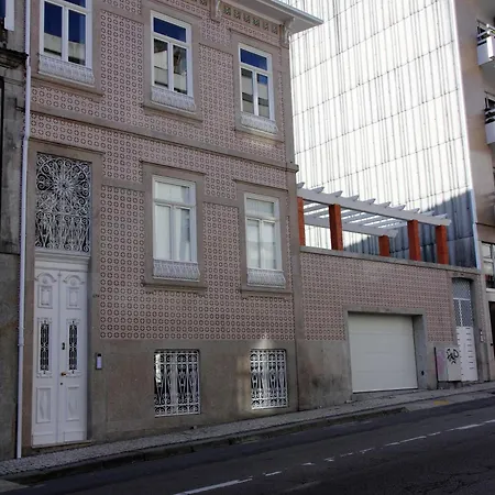 Appartement Downtown Refuge Camoes *