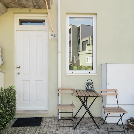 Downtown Refuge Camoes Porto