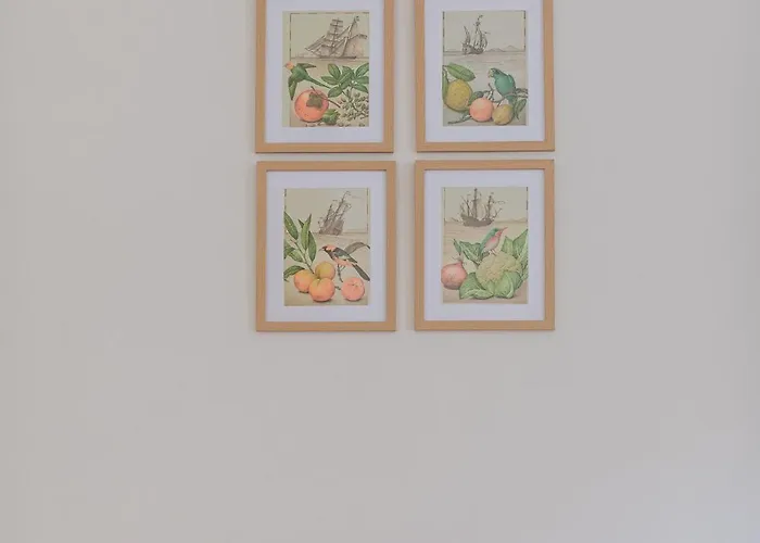 Downtown Refuge Camoes Daire *