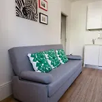 Downtown Refuge Camoes 아파트 포르투