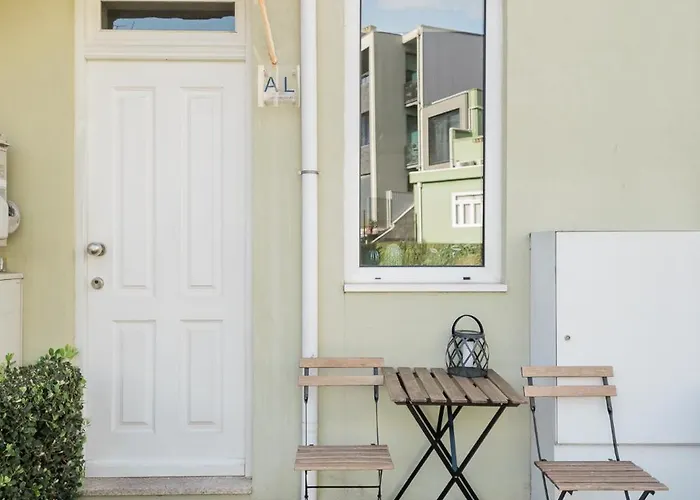 Downtown Refuge Camoes بورتو